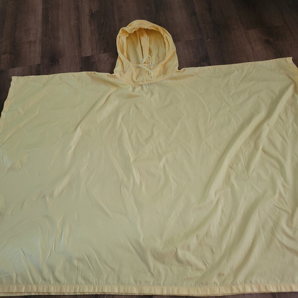 lauren ralph lauren yellow poncho euc